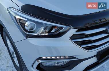 Внедорожник / Кроссовер Hyundai Santa FE 2016 в Харькове