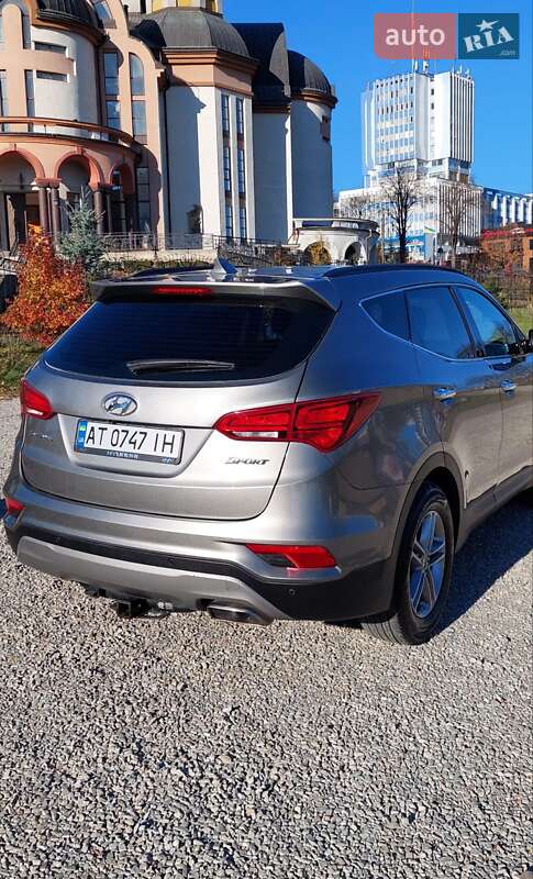 Внедорожник / Кроссовер Hyundai Santa FE 2016 в Ивано-Франковске