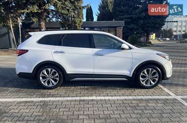Внедорожник / Кроссовер Hyundai Santa FE 2015 в 