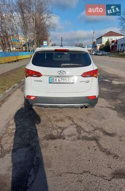Позашляховик / Кросовер Hyundai Santa FE 2013 в 