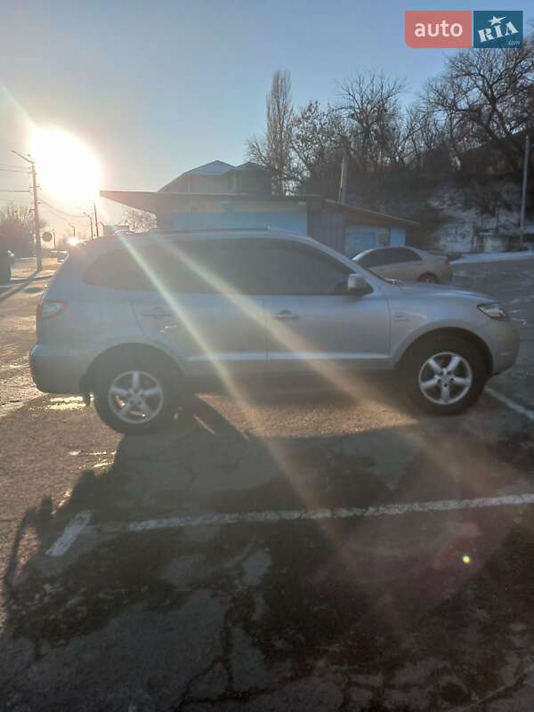 Внедорожник / Кроссовер Hyundai Santa FE 2006 в Обухове