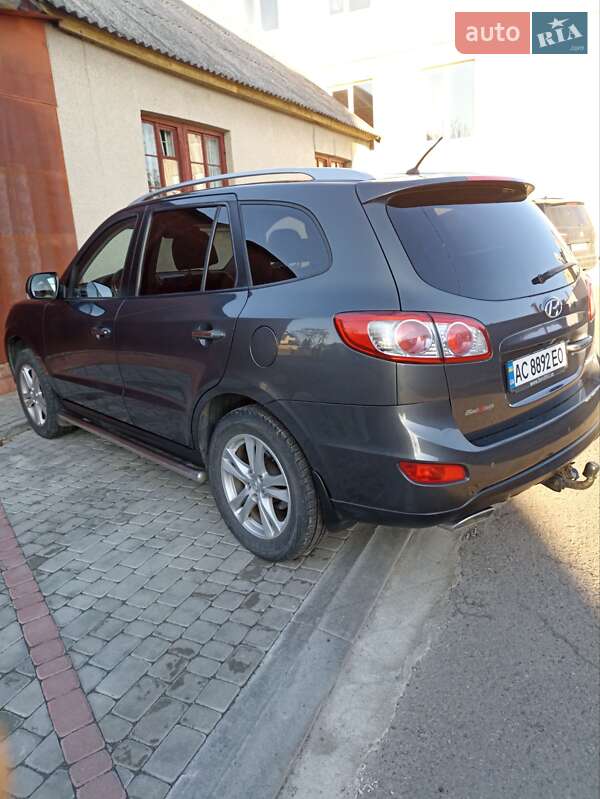 Позашляховик / Кросовер Hyundai Santa FE 2010 в Нововолинську