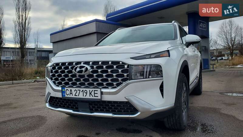 Позашляховик / Кросовер Hyundai Santa FE 2022 в Умані