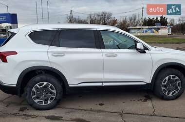 Внедорожник / Кроссовер Hyundai Santa FE 2022 в 