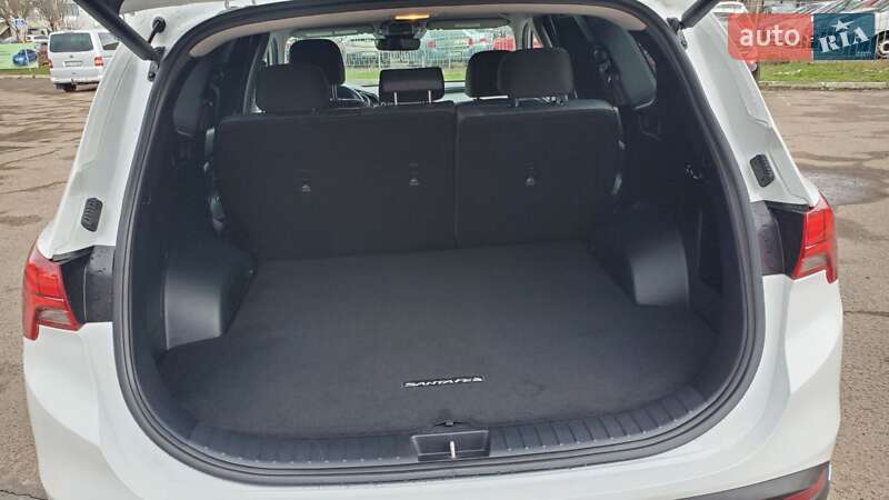 Позашляховик / Кросовер Hyundai Santa FE 2022 в Умані