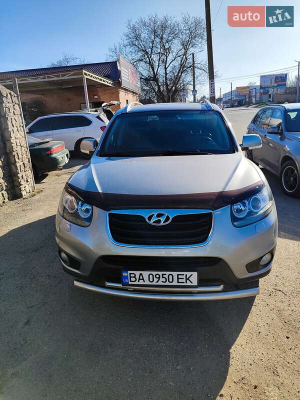 Внедорожник / Кроссовер Hyundai Santa FE 2011 в Кропивницком