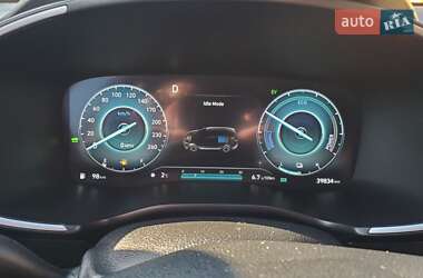 Внедорожник / Кроссовер Hyundai Santa FE 2022 в 