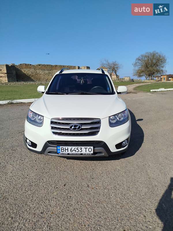 Внедорожник / Кроссовер Hyundai Santa FE 2012 в Белгороде-Днестровском
