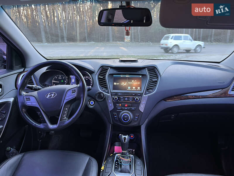 Внедорожник / Кроссовер Hyundai Santa FE 2015 в Кропивницком