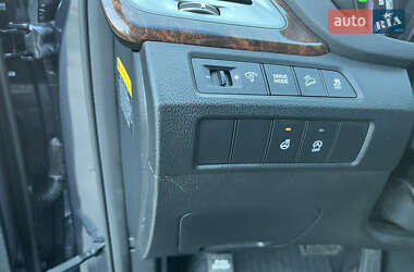 Внедорожник / Кроссовер Hyundai Santa FE 2015 в 