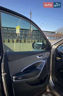 Внедорожник / Кроссовер Hyundai Santa FE 2014 в 