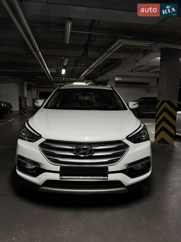 Позашляховик / Кросовер Hyundai Santa FE 2018 в Києві