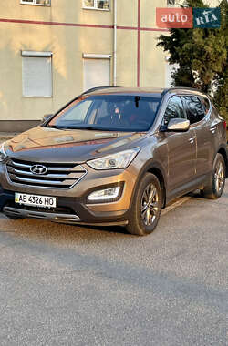 Внедорожник / Кроссовер Hyundai Santa FE 2014 в Запорожье