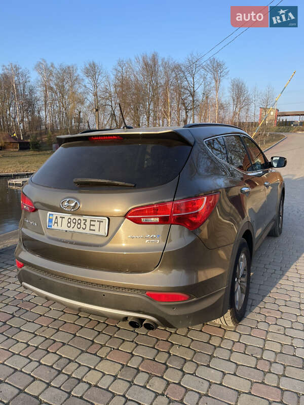 Позашляховик / Кросовер Hyundai Santa FE 2012 в Тлумачі