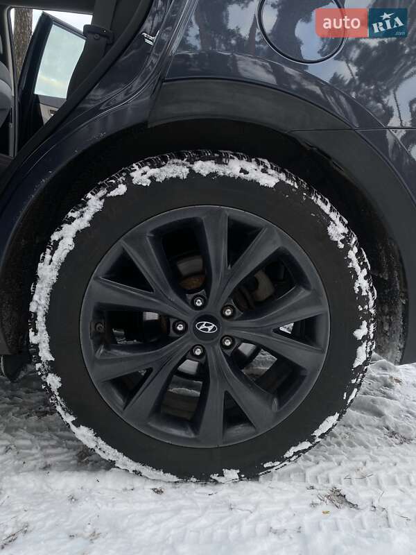 Позашляховик / Кросовер Hyundai Santa FE 2017 в Києві