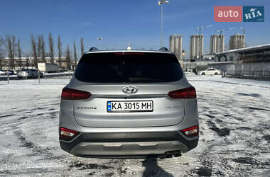 Внедорожник / Кроссовер Hyundai Santa FE 2018 в Киеве