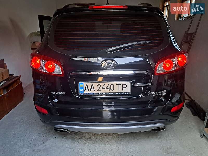 Позашляховик / Кросовер Hyundai Santa FE 2012 в Києві