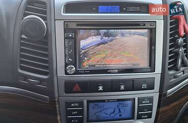 Внедорожник / Кроссовер Hyundai Santa FE 2012 в 