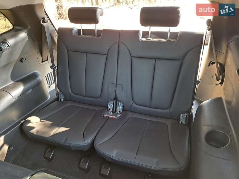 Позашляховик / Кросовер Hyundai Santa FE 2012 в Києві