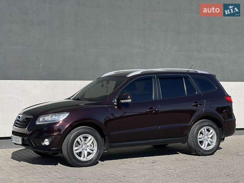Внедорожник / Кроссовер Hyundai Santa FE 2011 в Тернополе