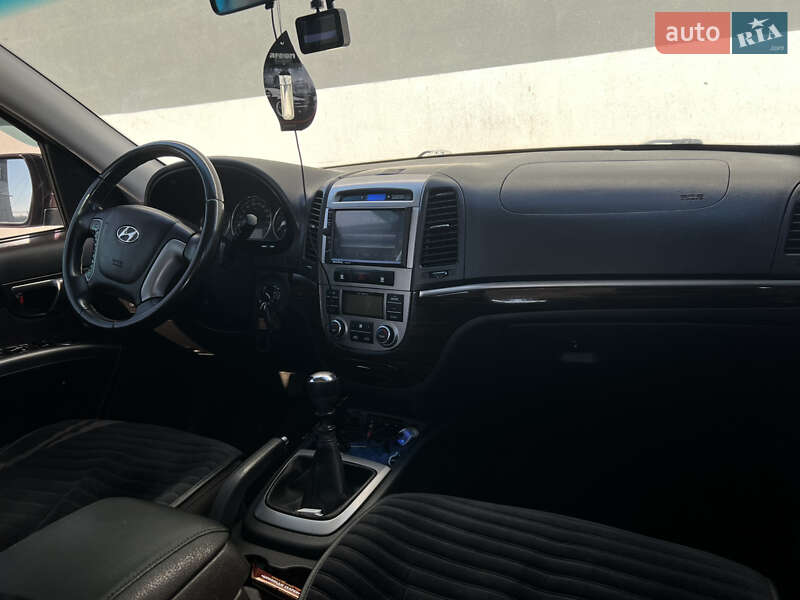 Внедорожник / Кроссовер Hyundai Santa FE 2011 в Тернополе