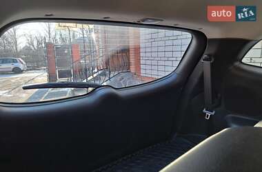 Внедорожник / Кроссовер Hyundai Santa FE 2012 в 