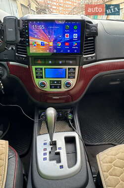 Позашляховик / Кросовер Hyundai Santa FE 2008 в 
