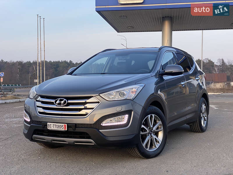 Позашляховик / Кросовер Hyundai Santa FE 2014 в Радивиліві