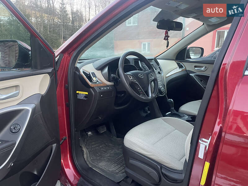 Позашляховик / Кросовер Hyundai Santa FE 2015 в Буковеле фото 3 Позашляховик / Кросовер Hyundai Santa FE 2015 в Буковеле