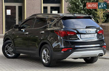 Внедорожник / Кроссовер Hyundai Santa FE 2016 в 