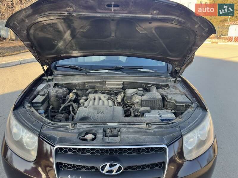 Внедорожник / Кроссовер Hyundai Santa FE 2008 в Каменец-Подольском