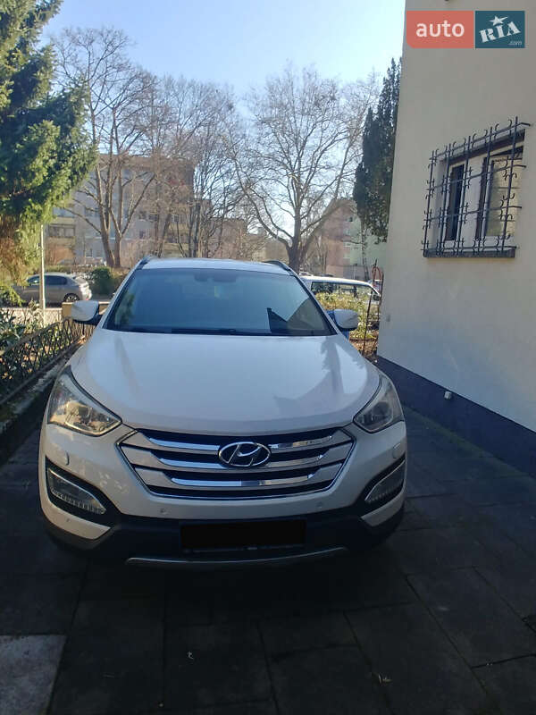 Внедорожник / Кроссовер Hyundai Santa FE 2014 в Коломые