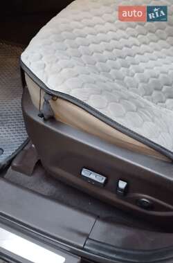 Внедорожник / Кроссовер Hyundai Santa FE 2012 в 