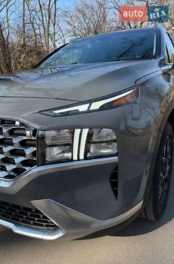 Внедорожник / Кроссовер Hyundai Santa FE 2021 в 