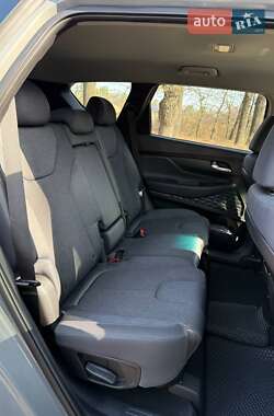 Внедорожник / Кроссовер Hyundai Santa FE 2021 в 