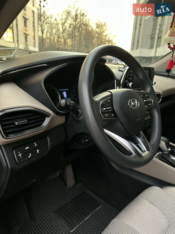 Позашляховик / Кросовер Hyundai Santa FE 2018 в Івано-Франківську