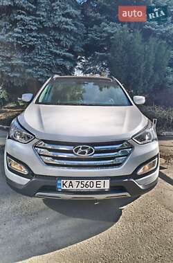 Внедорожник / Кроссовер Hyundai Santa FE 2015 в Киеве