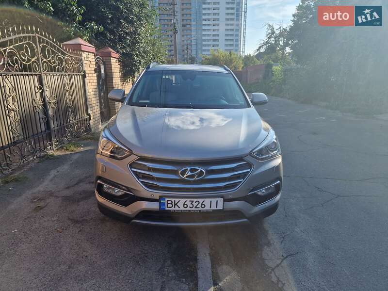 Позашляховик / Кросовер Hyundai Santa FE 2017 в Києві