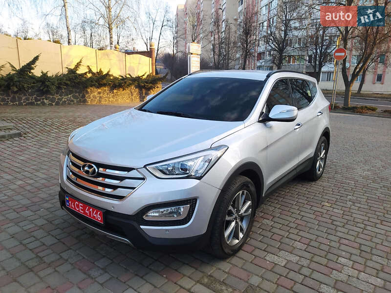 Внедорожник / Кроссовер Hyundai Santa FE 2012 в Ровно