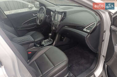 Внедорожник / Кроссовер Hyundai Santa FE 2012 в 