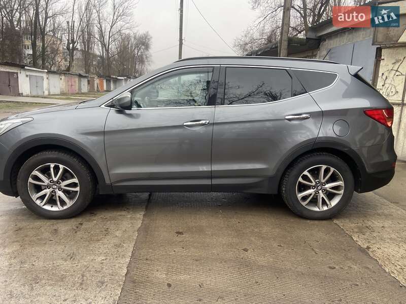 Позашляховик / Кросовер Hyundai Santa FE 2012 в Кривому Розі
