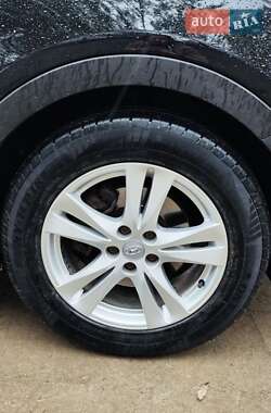 Позашляховик / Кросовер Hyundai Santa FE 2012 в 