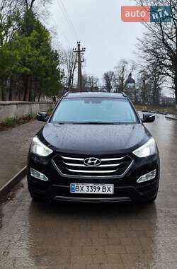 Позашляховик / Кросовер Hyundai Santa FE 2012 в 
