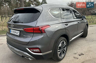 Позашляховик / Кросовер Hyundai Santa FE 2018 в 