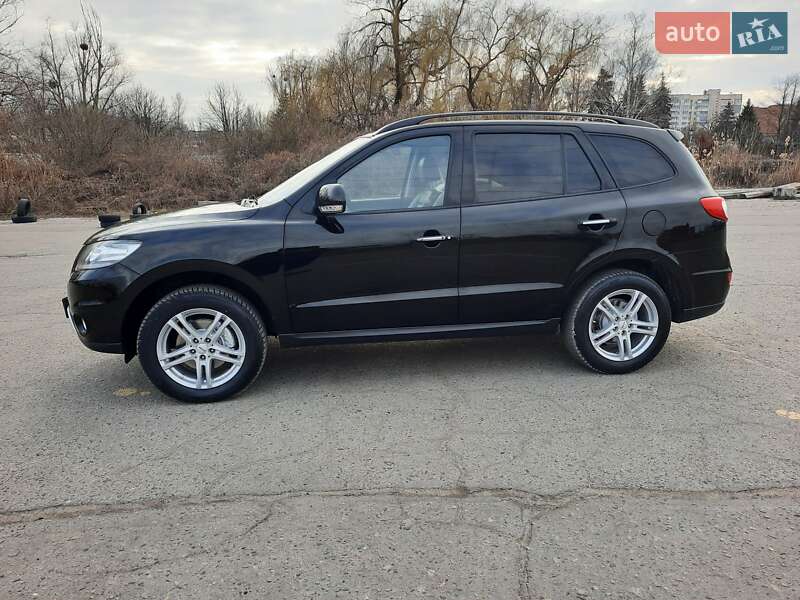 Внедорожник / Кроссовер Hyundai Santa FE 2012 в Полтаве