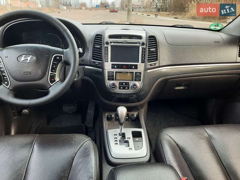 Внедорожник / Кроссовер Hyundai Santa FE 2012 в Полтаве