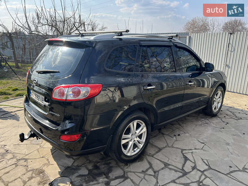 Позашляховик / Кросовер Hyundai Santa FE 2011 в Броварах