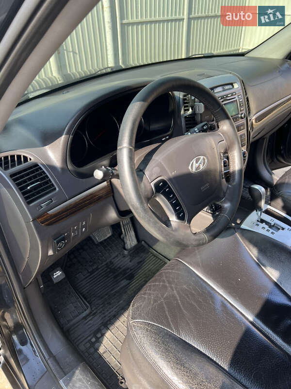 Позашляховик / Кросовер Hyundai Santa FE 2011 в Броварах