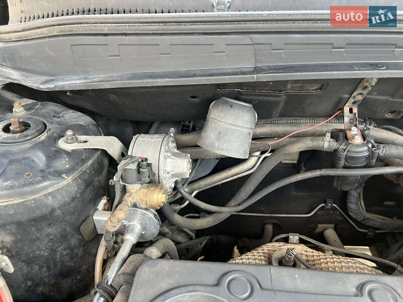 Позашляховик / Кросовер Hyundai Santa FE 2011 в Броварах