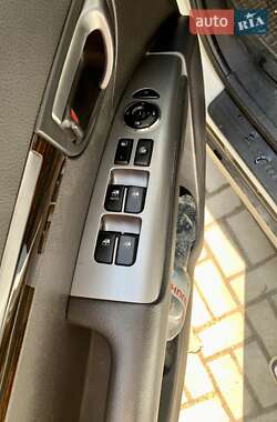 Внедорожник / Кроссовер Hyundai Santa FE 2010 в 